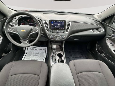 Used 2022 Chevrolet Malibu LS image 7