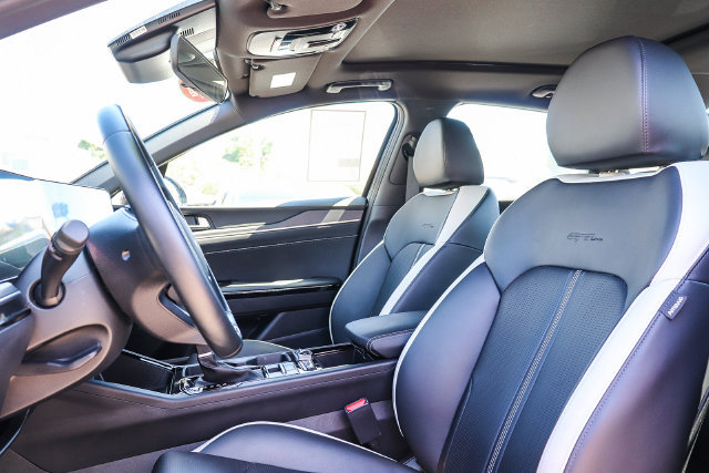 Certified 2025 Kia K5 GT-Line w/ GT-Line Premium Package FWD image 17