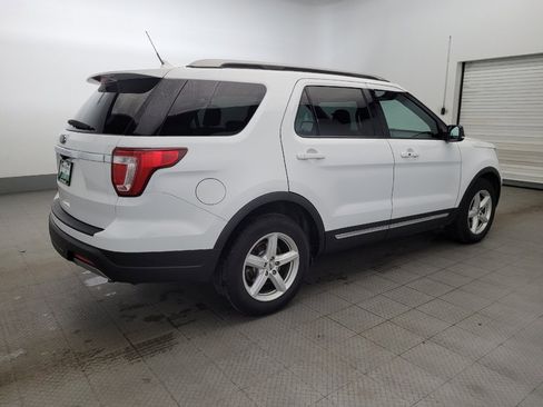 Used 2019 Ford Explorer XLT w/ Equipment Group 201A image 10