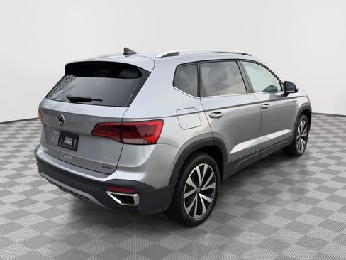 Used 2022 Volkswagen Taos SE image 7