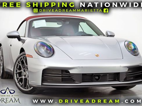 Used 2025 Porsche 911 Carrera RWD image 2