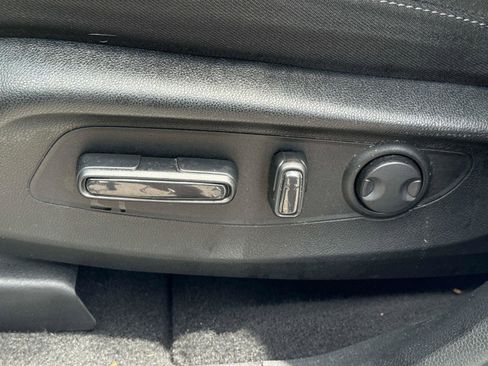 Certified 2023 Honda CR-V EX image 19