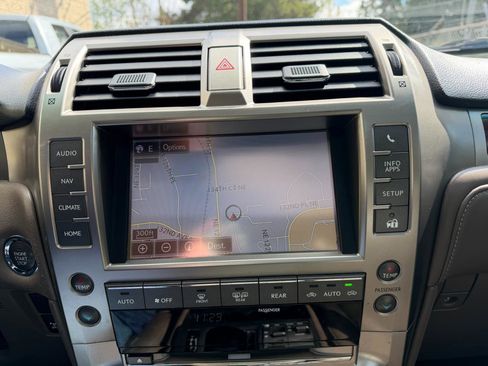 Used 2018 Lexus GX 460 Premium AWD/4WD image 17