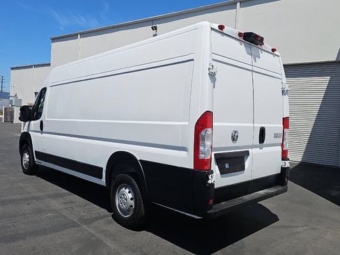 Used 2023 RAM ProMaster 3500 FWD image 4