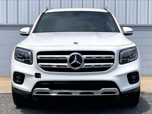 Used 2021 Mercedes-Benz GLB 250 image 3