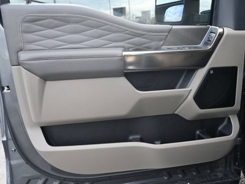 Used 2026 Ford F450 Platinum w/ Platinum Plus Package image 29