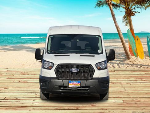 Used 2023 Ford Transit 350 XL image 8