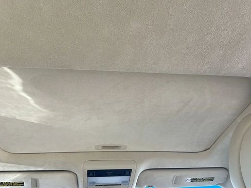 Used 2013 Lexus LS 460 image 32