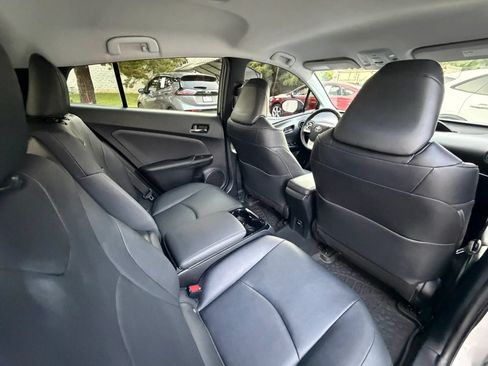 Used 2017 Toyota Prius Prime Premium FWD image 20