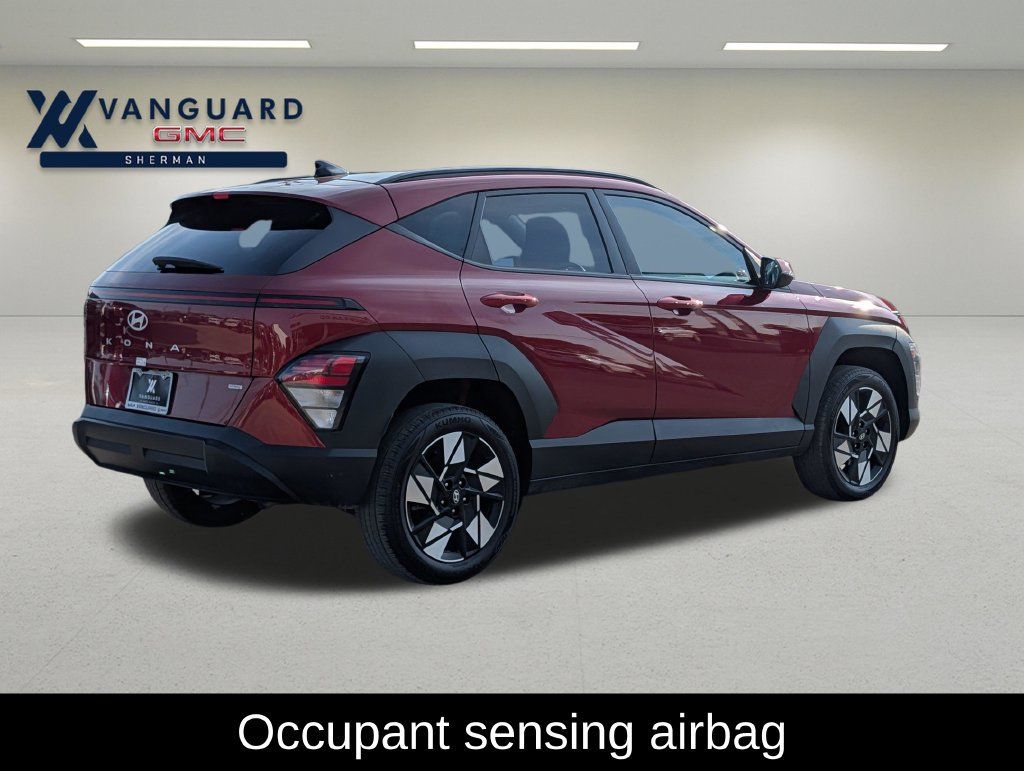 Used 2025 Hyundai Kona SEL AWD/4WD image 6