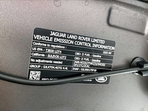Used 2025 Land Rover Range Rover Sport Dynamic SE AWD/4WD image 31