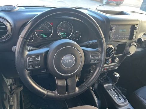 Used 2015 Jeep Wrangler Sport w/ Connectivity Group image 29