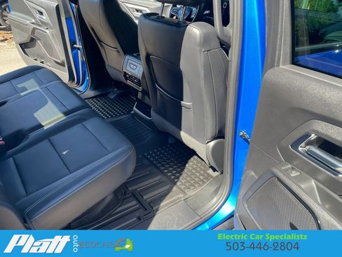 Used 2025 Chevrolet Silverado EV LT AWD/4WD image 44
