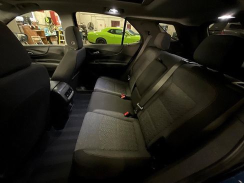 Used 2022 Chevrolet Equinox LT image 29