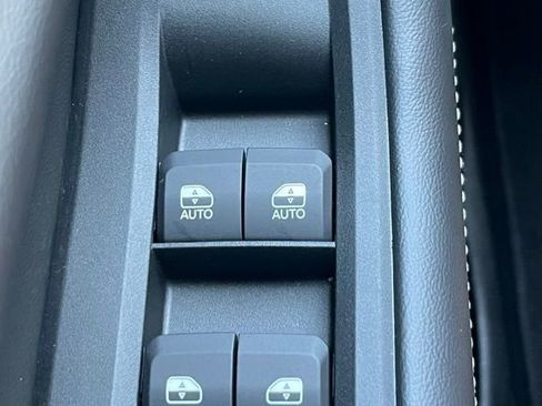 New 2025 Jeep Grand Cherokee L Laredo w/ Trailer Tow Package image 6