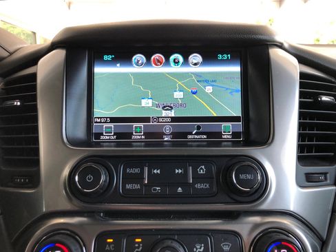 Used 2019 Chevrolet Tahoe LT image 14