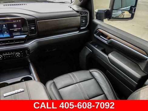 Used 2024 Chevrolet Silverado 2500 High Country w/ High Country Premium Package AWD/4WD image 39