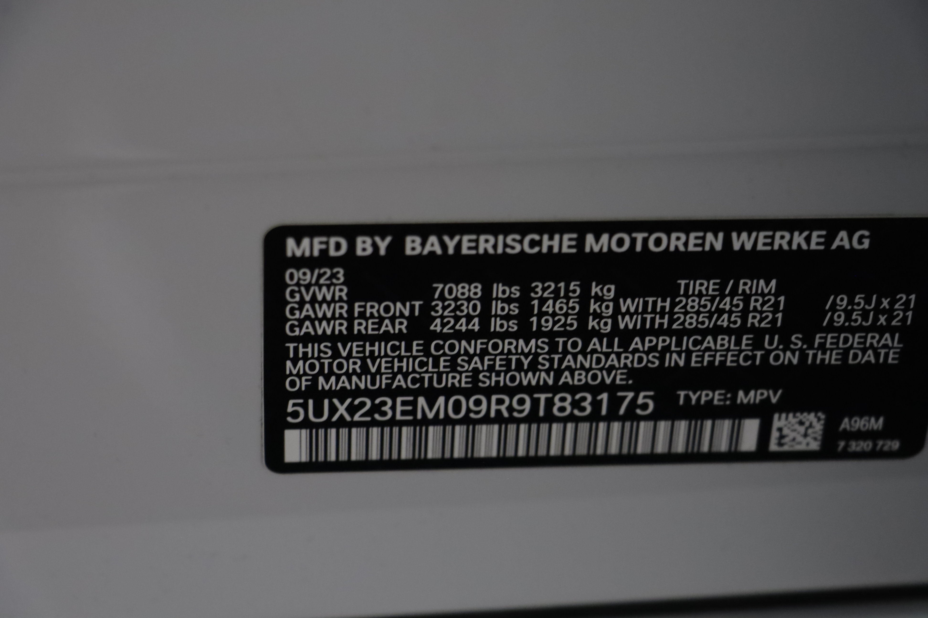 Used 2024 BMW X7 xDrive40i w/ Premium Package AWD/4WD image 24