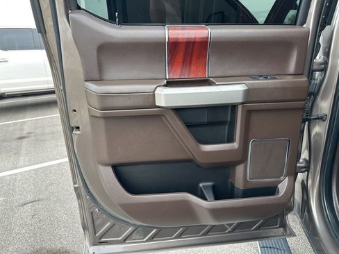 Used 2022 Ford F250 King Ranch w/ King Ranch Ultimate Package image 39