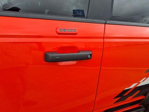 Used 2023 Ford Bronco Raptor image 6