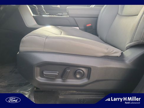 Used 2024 Toyota Tundra Limited image 14