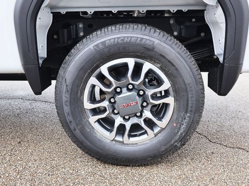 New 2026 GMC Sierra 3500 Pro image 30