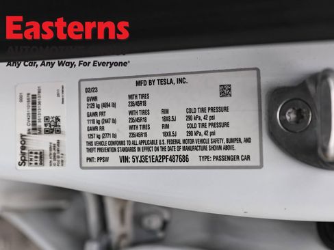 Used 2023 Tesla Model 3 Standard Range image 32