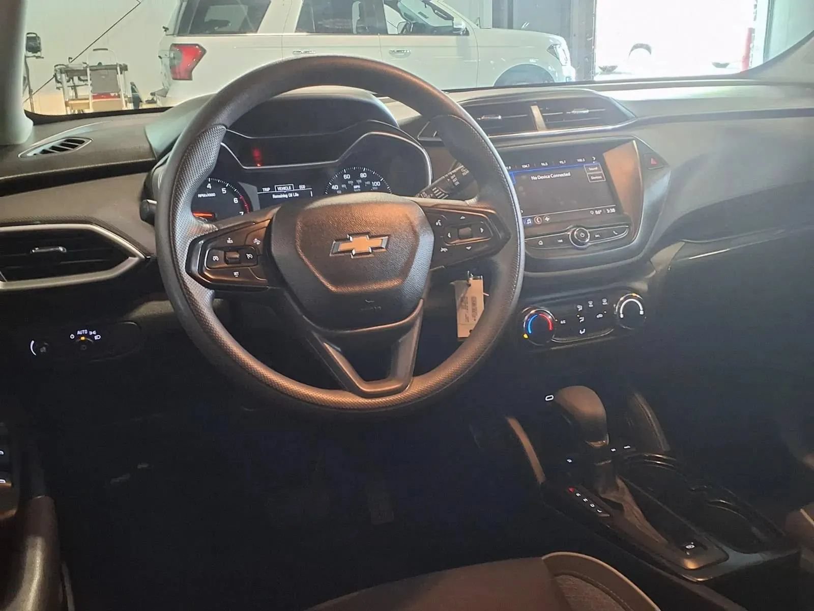 Used 2021 Chevrolet TrailBlazer LS AWD/4WD image 15