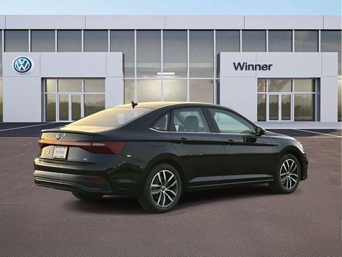 New 2026 Volkswagen Jetta SE image 5