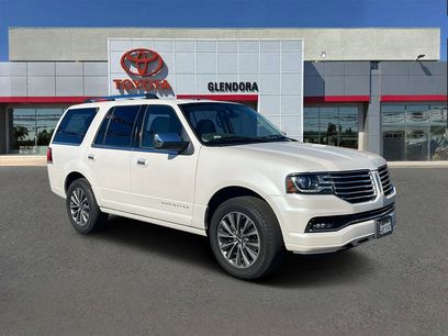 Used 2017 Lincoln Navigator Select