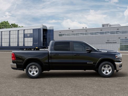 New 2026 RAM 1500 Big Horn AWD/4WD image 12