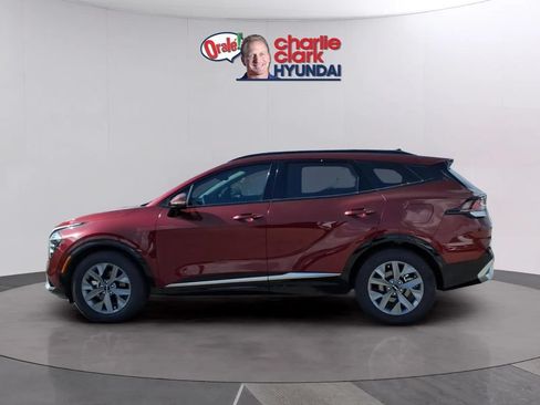 Used 2025 Kia Sportage SX FWD image 2