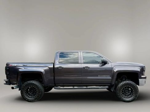 Used 2015 Chevrolet Silverado 1500 LTZ Z71 w/ LTZ Plus Package AWD/4WD image 6