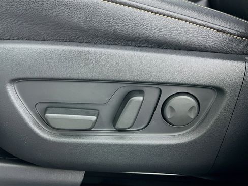 Used 2025 MAZDA CX-90 3.3 Turbo w/ Select Package image 4