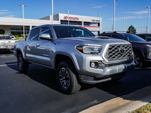 Certified 2023 Toyota Tacoma TRD Sport w/ Advanced Technology Package AWD/4WD image 2