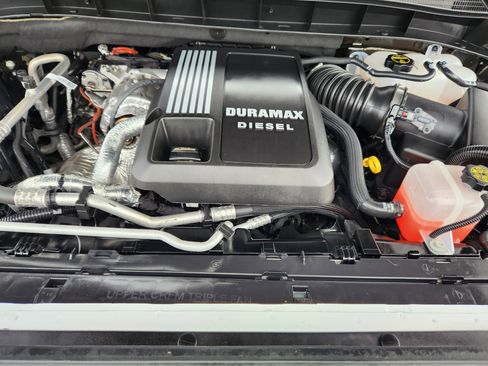 Certified 2025 GMC Sierra 1500 AT4 w/ AT4 Premium Package image 34