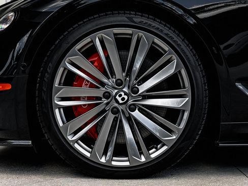 Used 2024 Bentley Continental GT Speed image 15