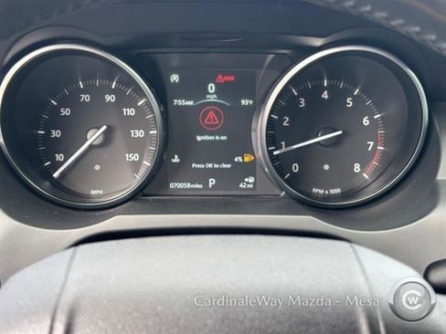Used 2019 Land Rover Range Rover Evoque SE image 28