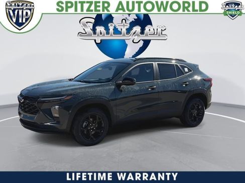 New 2026 Chevrolet Trax LT w/ Midnight Edition image 4