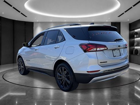 Used 2022 Chevrolet Equinox RS AWD/4WD image 4