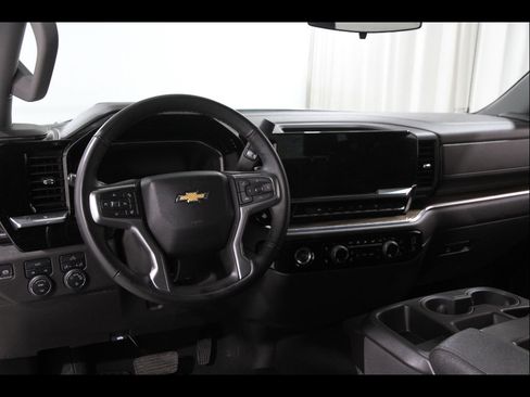 Certified 2024 Chevrolet Silverado 1500 LT image 7