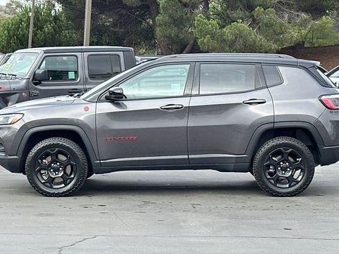 Used 2023 Jeep Compass Trailhawk image 8