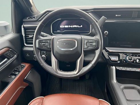 Used 2024 GMC Sierra 3500 Denali Ultimate image 29
