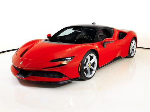 Certified 2021 Ferrari SF90 Stradale AWD/4WD image 6