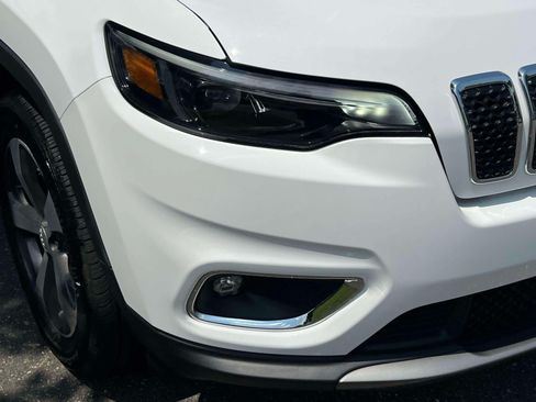 Used 2019 Jeep Cherokee Limited AWD/4WD image 7