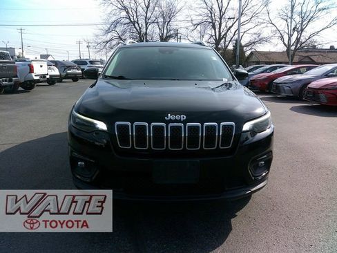 Used 2021 Jeep Cherokee Latitude Lux w/ Comfort/Convenience Group AWD/4WD image 6