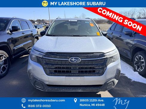 Used 2025 Subaru Forester Touring image 2