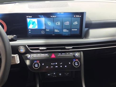 Used 2025 Hyundai Sonata SEL AWD/4WD image 12