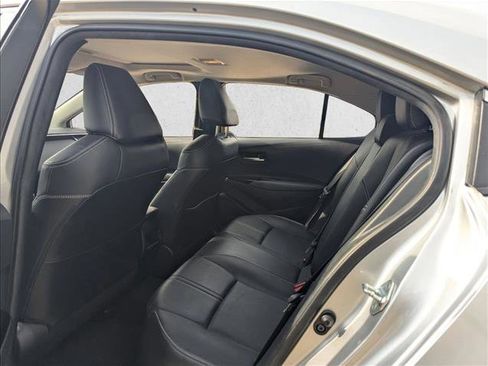 Used 2020 Toyota Corolla XLE image 14