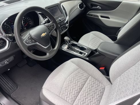 Used 2022 Chevrolet Equinox LT FWD image 5